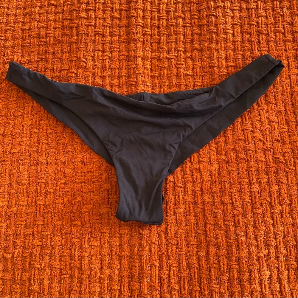 Billabong bikini bottom